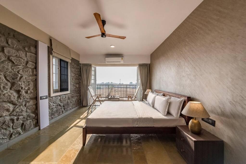 Stone Mansion By Phoenix Stays Igatpuri Dış mekan fotoğraf