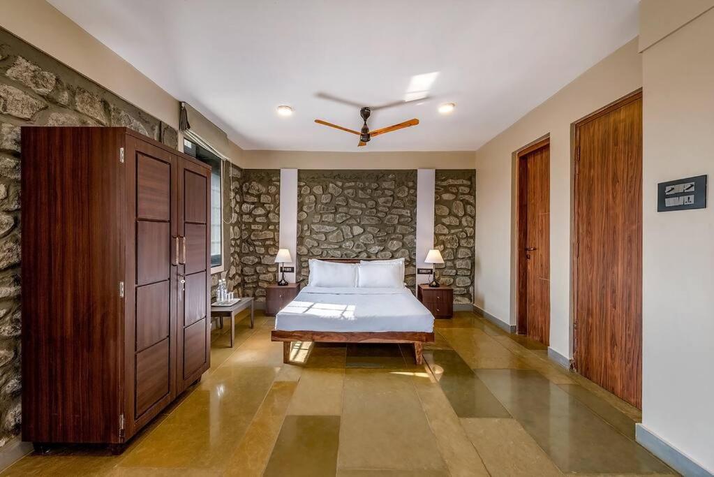 Stone Mansion By Phoenix Stays Igatpuri Dış mekan fotoğraf