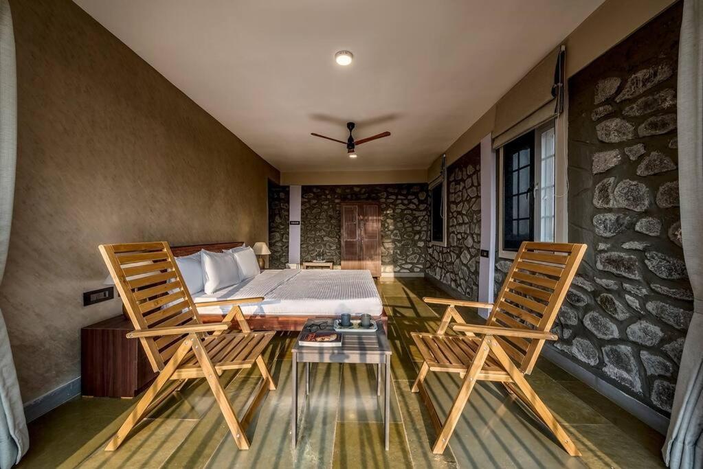 Stone Mansion By Phoenix Stays Igatpuri Dış mekan fotoğraf