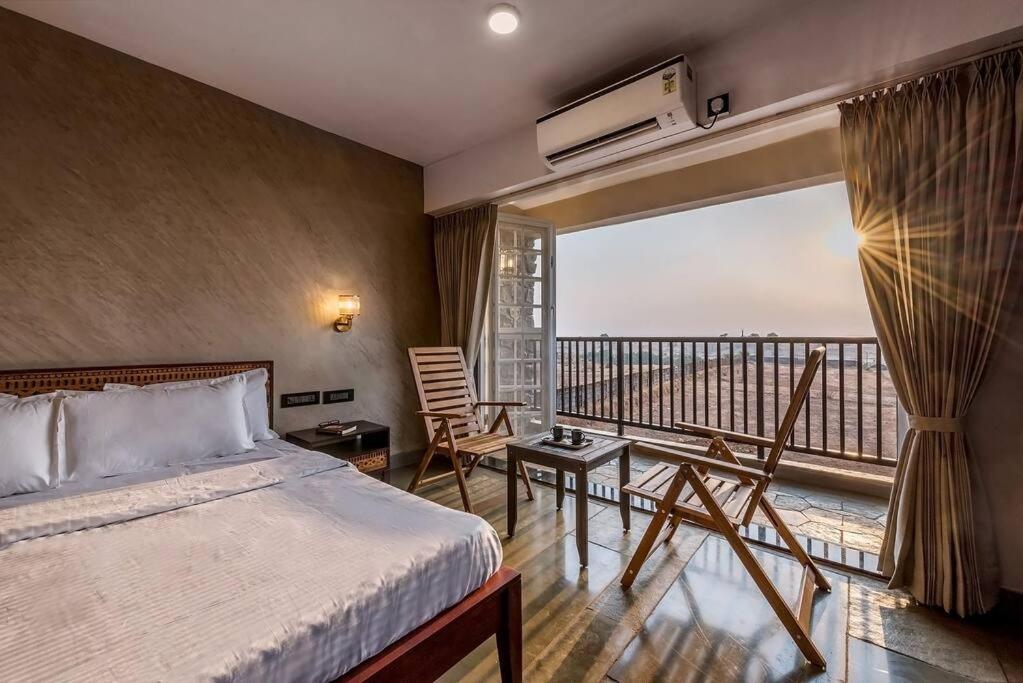 Stone Mansion By Phoenix Stays Igatpuri Dış mekan fotoğraf