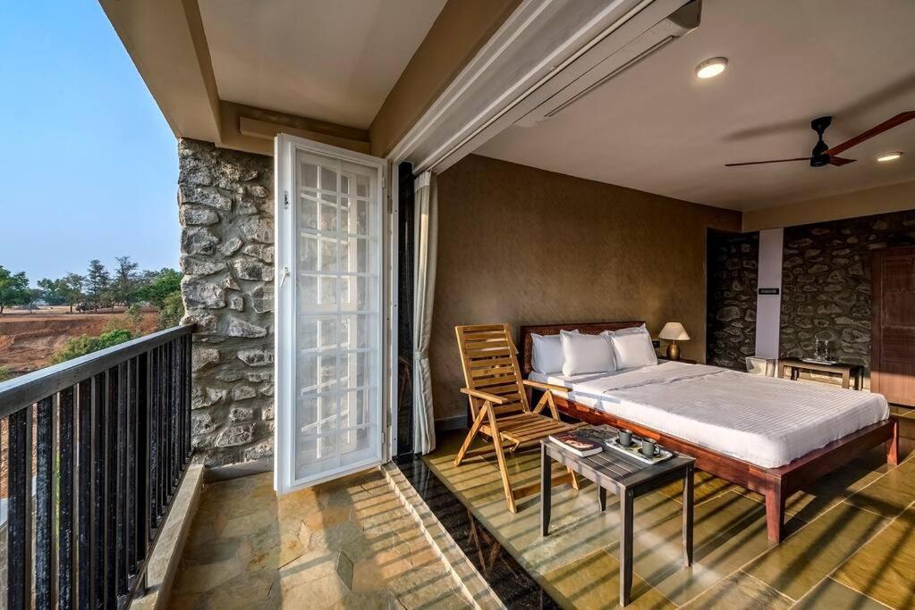 Stone Mansion By Phoenix Stays Igatpuri Dış mekan fotoğraf