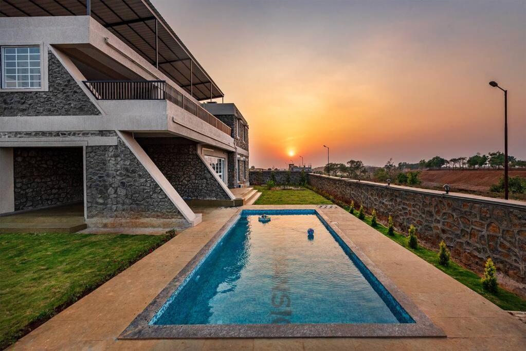 Stone Mansion By Phoenix Stays Igatpuri Dış mekan fotoğraf