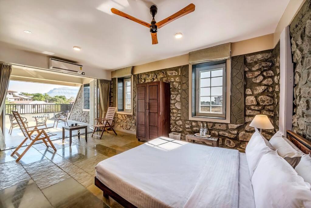Stone Mansion By Phoenix Stays Igatpuri Dış mekan fotoğraf