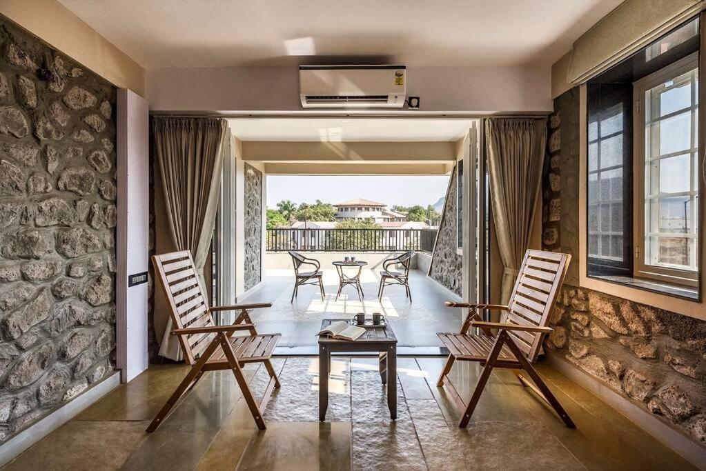 Stone Mansion By Phoenix Stays Igatpuri Dış mekan fotoğraf