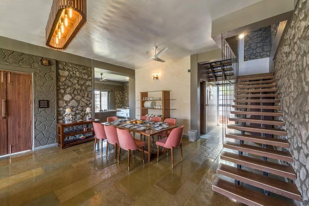 Stone Mansion By Phoenix Stays Igatpuri Dış mekan fotoğraf