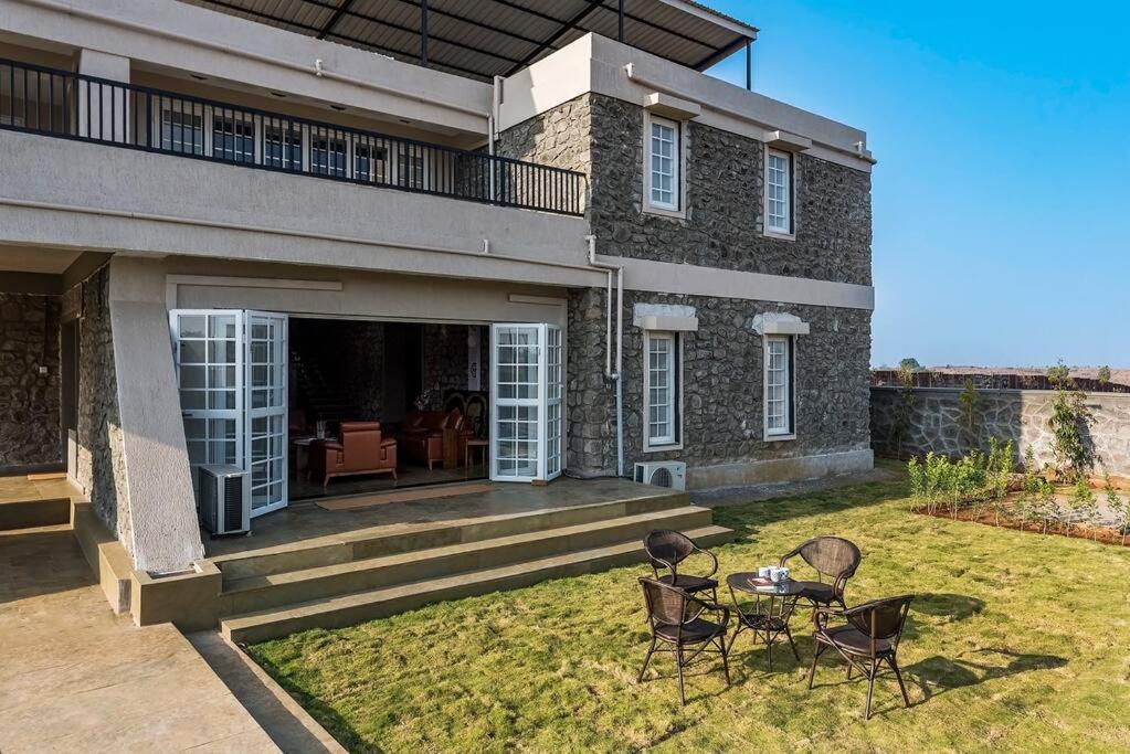 Stone Mansion By Phoenix Stays Igatpuri Dış mekan fotoğraf